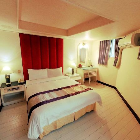 טאיצ'ונג Athens Hotel מראה חיצוני תמונה