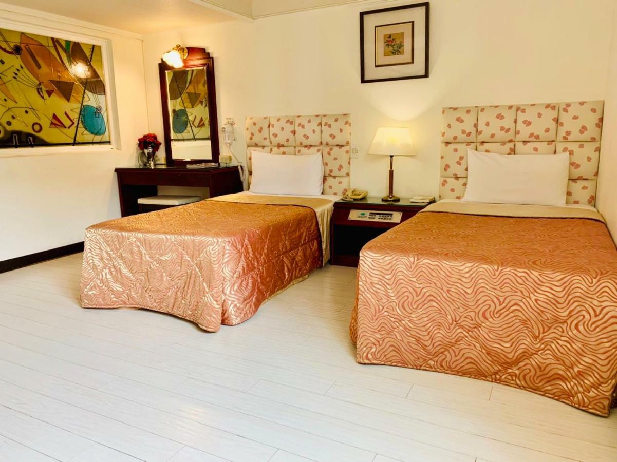 טאיצ'ונג Athens Hotel מראה חיצוני תמונה