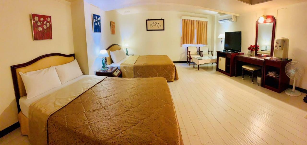 טאיצ'ונג Athens Hotel מראה חיצוני תמונה